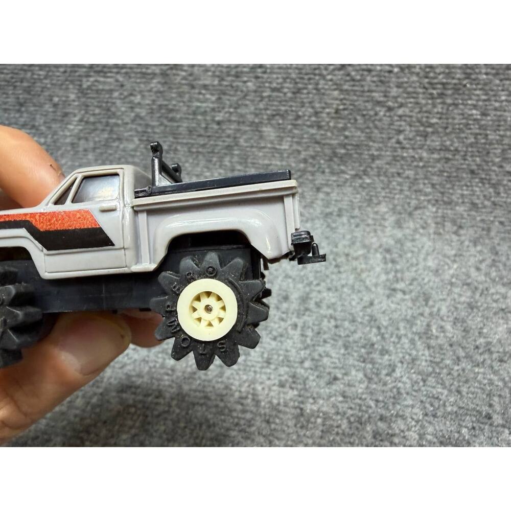 Vintage Stomper 4x4S Truck Schaper Taiwan Off Road Toy No Work - Picture 5 of 10